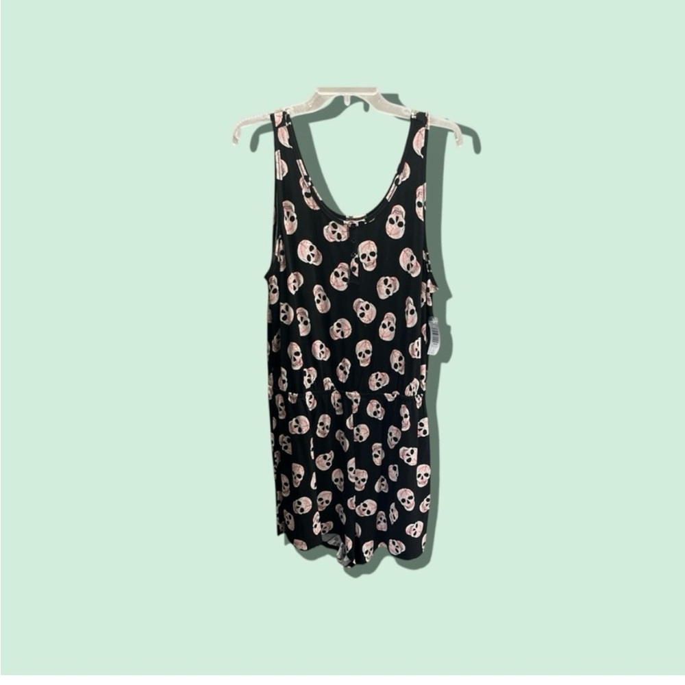 Torrid Super Soft Sleep Romper Skulls size 4 4X 26 Womens